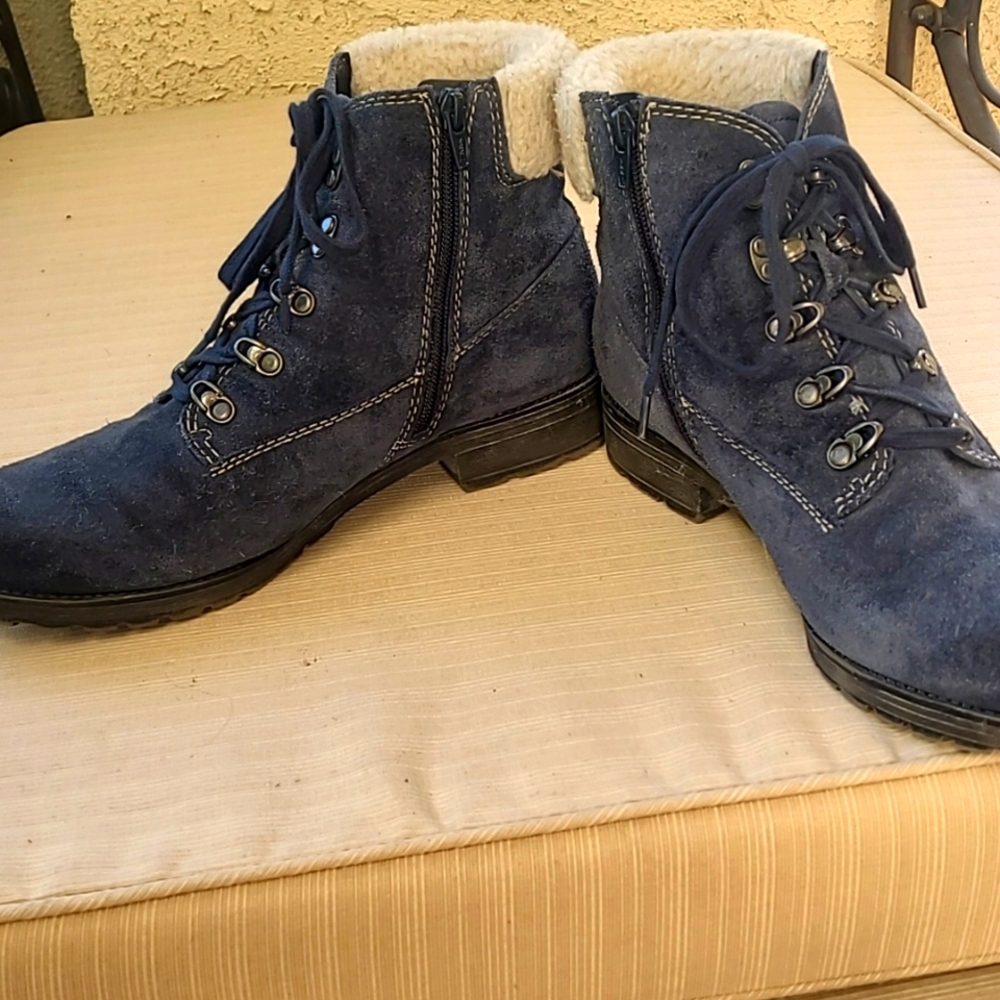 NATULIZER ANKLE BLUE SUEDE BOOTS
